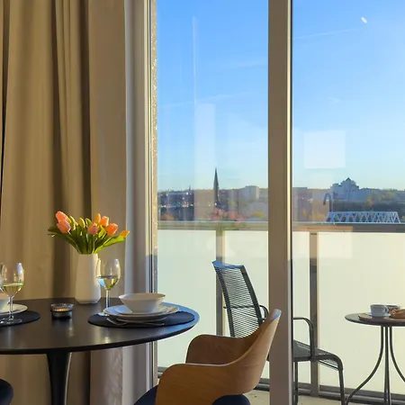 Urban Global Premium - 10th Floor No 23 - Air Condition - Balcony Apartment *