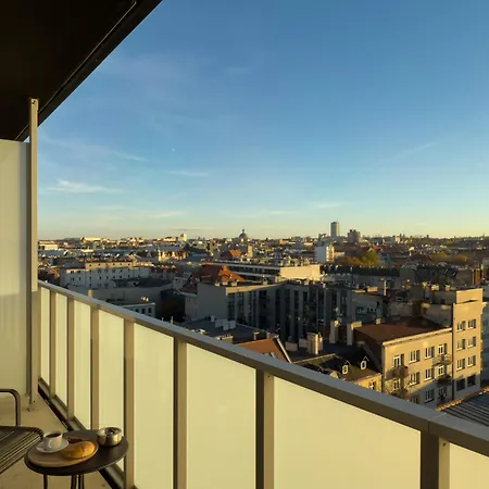 Urban Global Premium - 10th Floor No 23 - Air Condition - Balcony Apartment Katowice