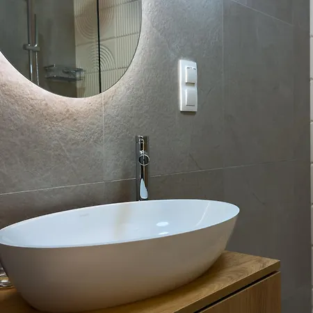 Urban Global Premium - 10th Floor No 23 - Air Condition - Balcony Katowice