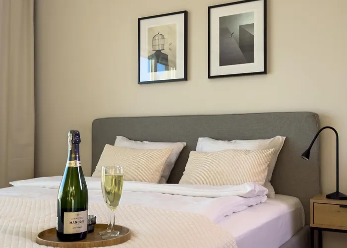 Urban Global Premium,10th Floor No 23, Self Check-in, No Deposit Διαμέρισμα *