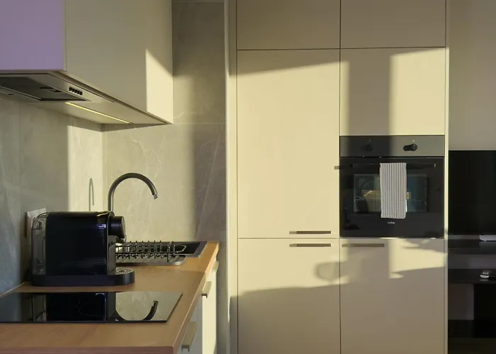 Urban Global Premium,10th Floor No 23, Self Check-in, No Deposit