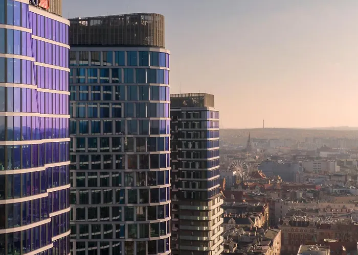 Urban Global Premium,10th Floor No 23, Self Check-in, No Deposit Διαμέρισμα Κατοβίτσε